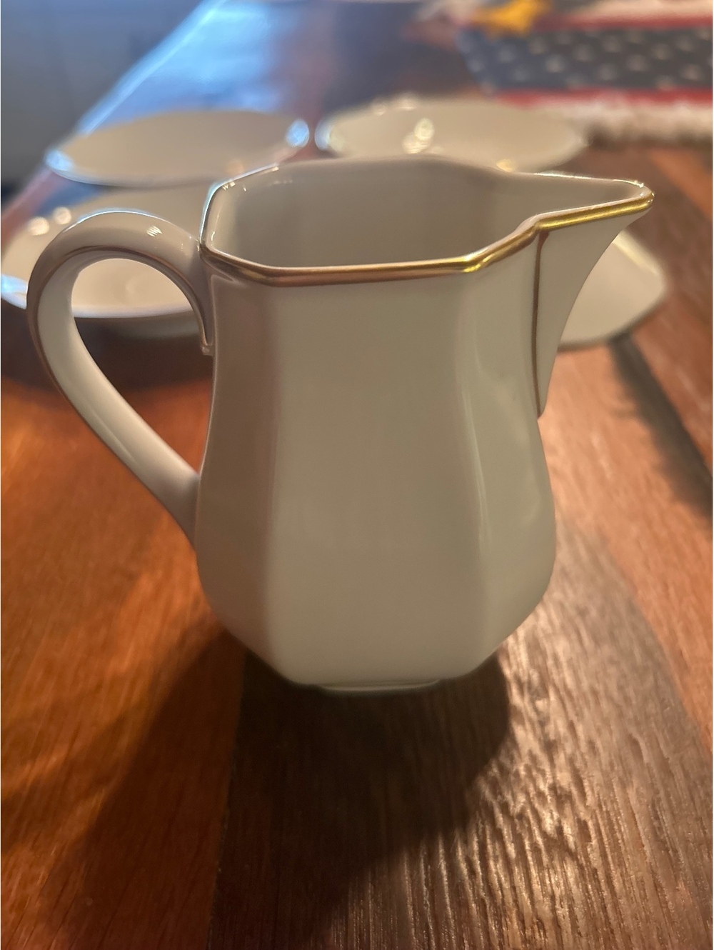 Villeroy & Boch (Heinrich) "Black Pearl" fine china creamer